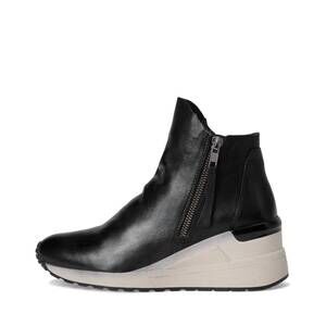 NEW ERIC MICHAEL women's nancy leather wedge boot in black